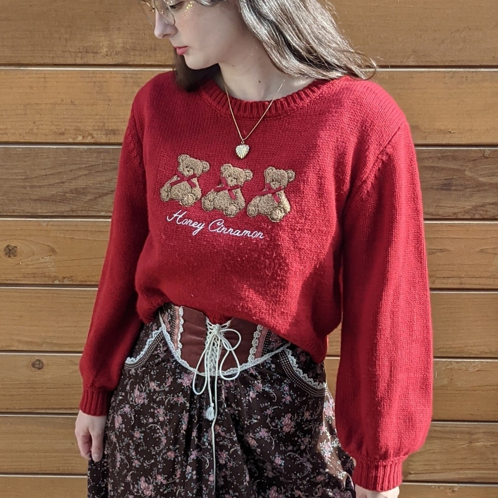 Japanese fashion brand Honey Cinnamon sweater